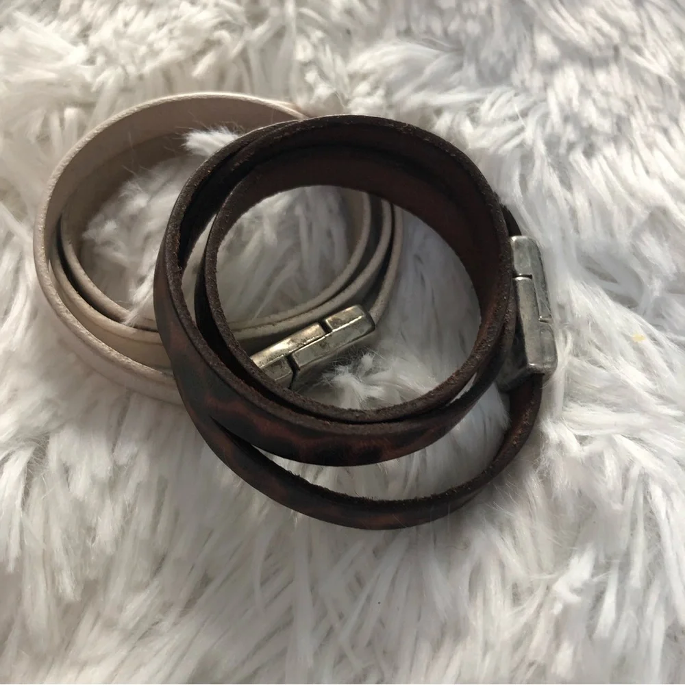 🩶5/$30 Brown Leopard and White Leather Wrap Bracelets with Silver Clasp